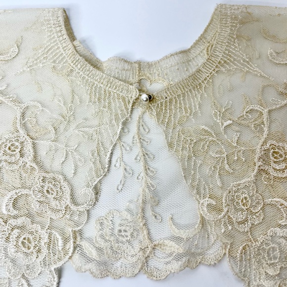 Vintage Chantilly Lace Collar - Picture 8 of 8